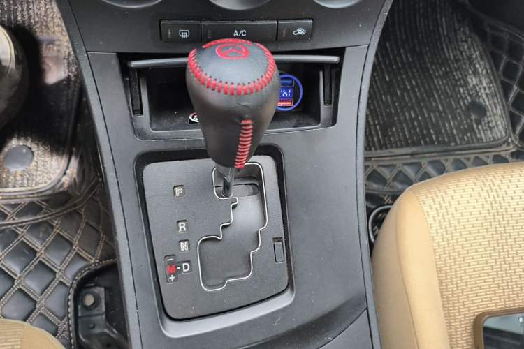 Used Mazda 3 2011 Sedan 1.6L Automatic Elite Model Gear Lever