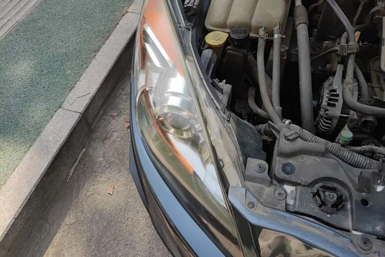 Used Mazda 3 2011 Sedan 1.6L Automatic Elite Model Right Front Headlight