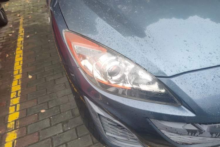 Used Mazda 3 2011 Sedan 1.6L Manual Comfort Model Right Front Headlight