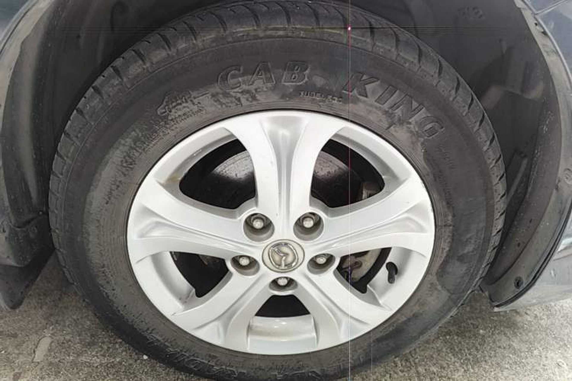 Used Mazda 3 2011 Sedan 1.6L Manual Comfort Model Right Front Wheel Hub