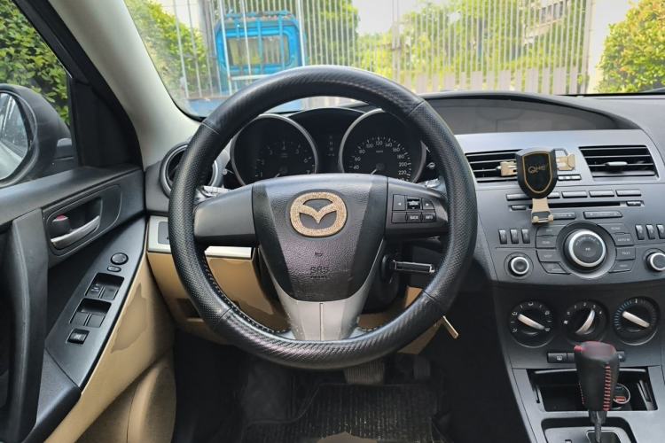 Used Mazda 3 2011 Sedan 1.6L Automatic Elite Model Steering Wheel