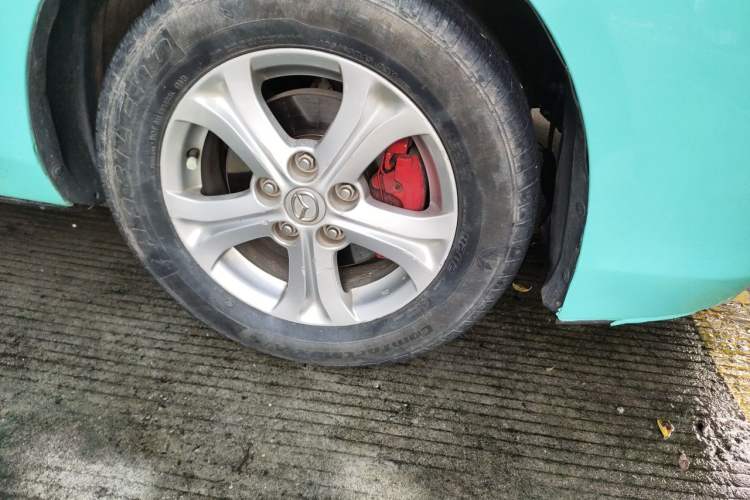 Used Mazda 3 2011 Sedan 1.6L Automatic Elite Model Right Front Wheel Hub