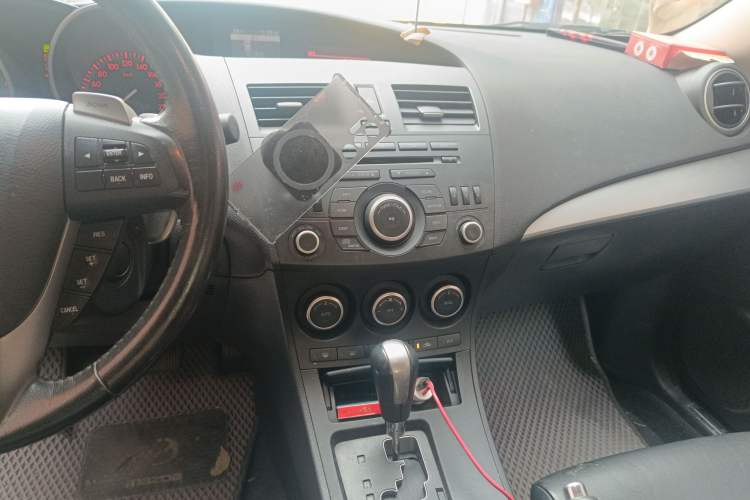 Used Mazda 3 2011 Sedan 2.0L Automatic Luxury Model Audio And AC Panel