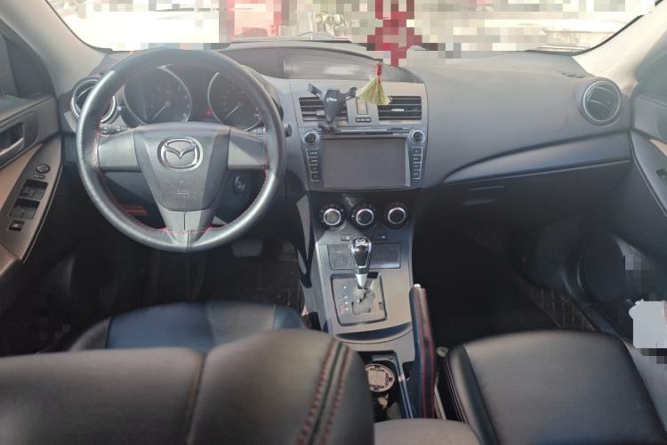 Used Mazda 3 2011 Sedan 1.6L Automatic Comfort Model Center Console