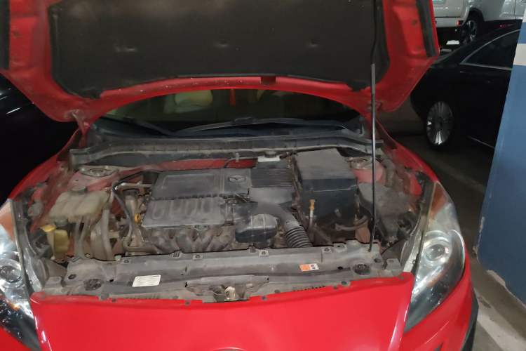Used Mazda 3 2011 Sedan 1.6L Automatic Comfort Model Engine Bay Left