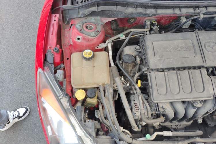 Used Mazda 3 2011 Sedan 1.6L Automatic Elite Model Engine Bay Right