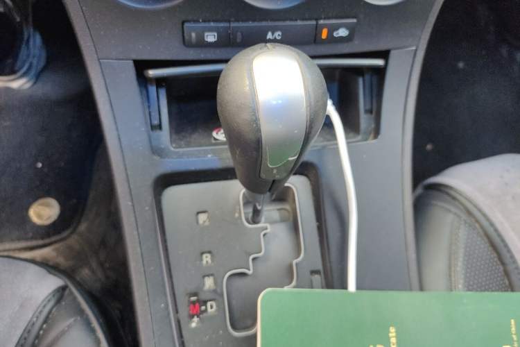 Used Mazda 3 2011 Sedan 1.6L Automatic Elite Model Gear Lever