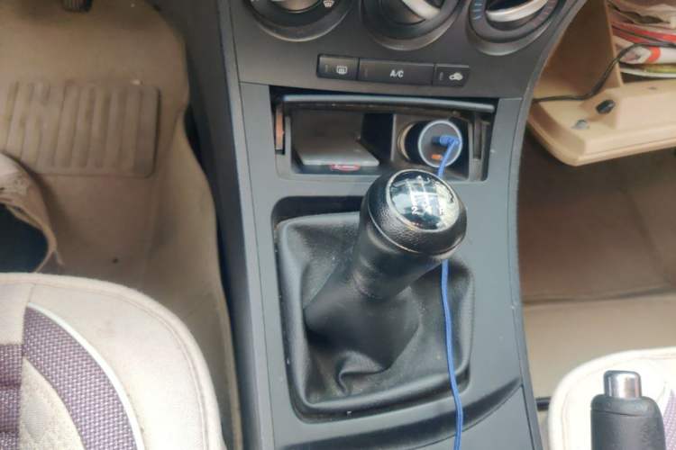 Used Mazda 3 2011 Sedan 1.6L Manual Comfort Model Gear Lever