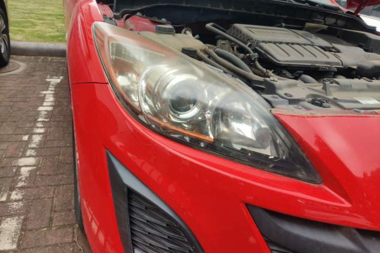 Used Mazda 3 2011 Sedan 1.6L Manual Comfort Model Right Front Headlight