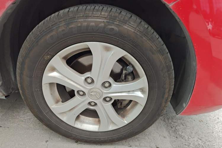 Used Mazda 3 2011 Sedan 1.6L Automatic Elite Model Right Front Wheel Hub