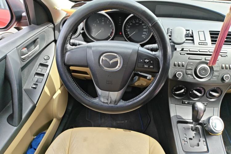 Used Mazda 3 2011 Sedan 1.6L Automatic Elite Model Steering Wheel