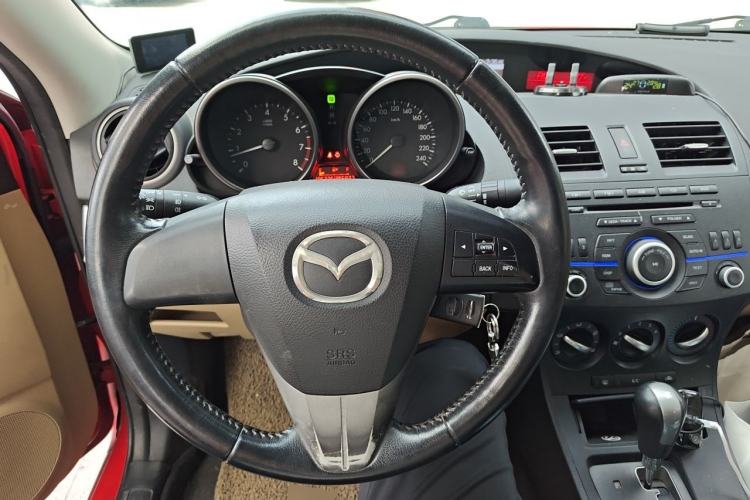 Used Mazda 3 2011 Sedan 1.6L Automatic Elite Model Steering Wheel