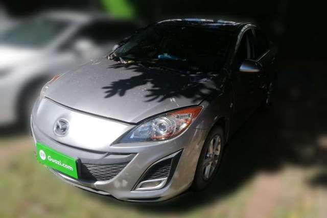 Mazda 3 2011 Sedan 1.6L Automatic Elite Model مستعملة