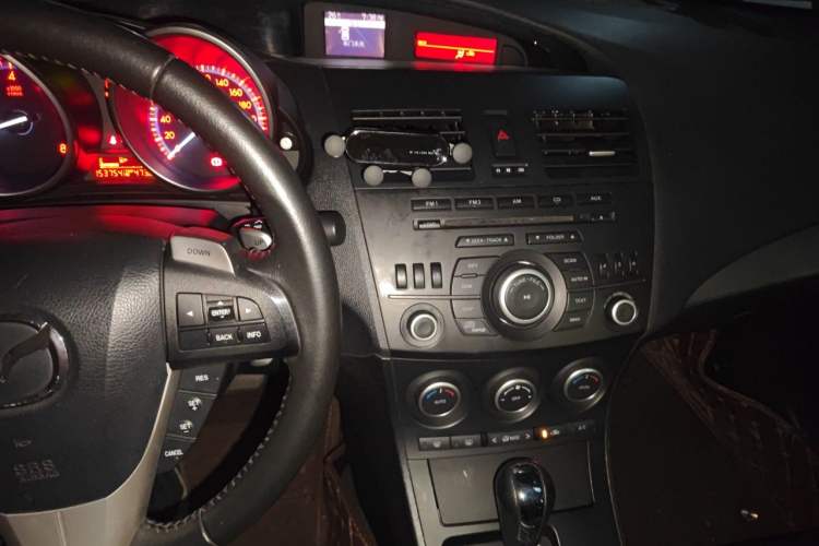 Used Mazda 3 2011 Sedan 2.0L Automatic Luxury Model Audio And AC Panel