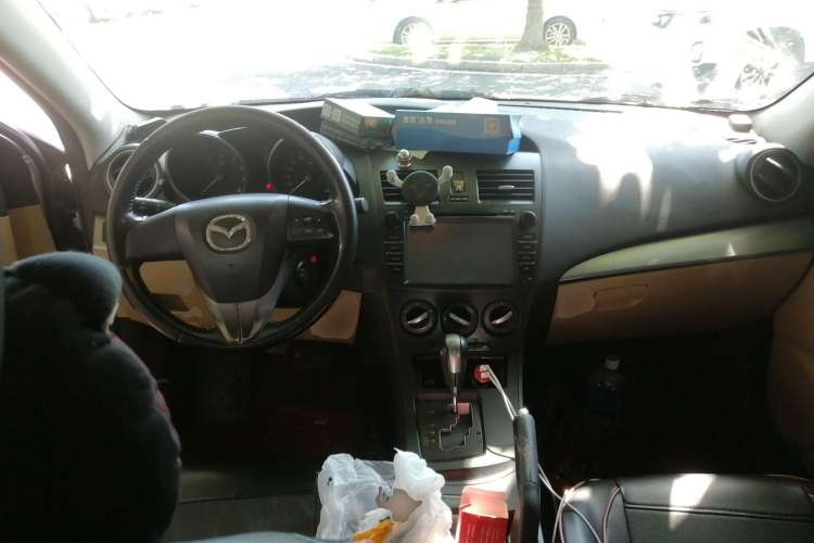 Used Mazda 3 2011 Sedan 1.6L Automatic Elite Model Center Console