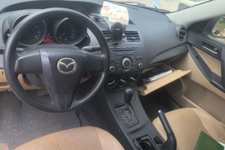 Used Mazda 3 2011 Sedan 1.6L Automatic Comfort Model Center Console