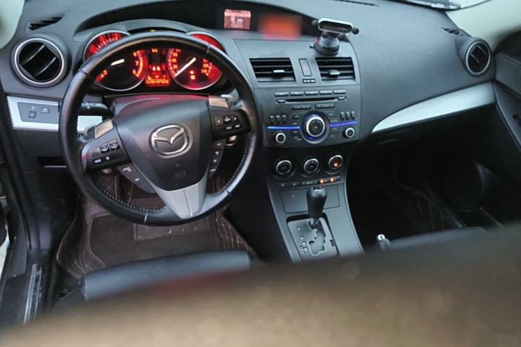 Used Mazda 3 2011 Sedan 2.0L Automatic Luxury Model Center Console