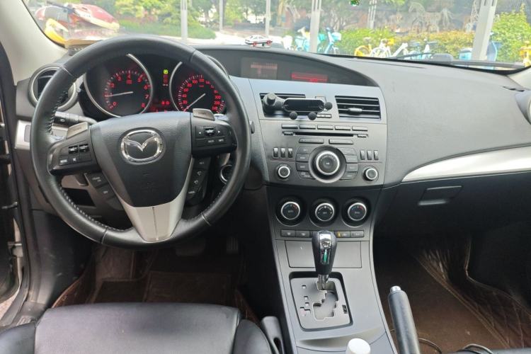 Used Mazda 3 2011 Sedan 2.0L Automatic Luxury Model Center Console