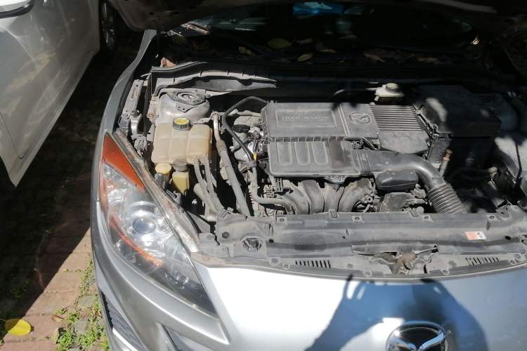 Used Mazda 3 2011 Sedan 1.6L Automatic Elite Model Engine Bay Right