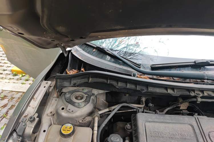 Used Mazda 3 2011 Sedan 1.6L Automatic Elite Model Engine Bay Right