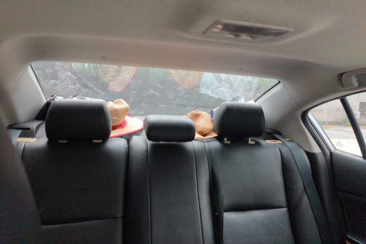 Used Mazda 3 2011 Sedan 1.6L Automatic Elite Model Headliner