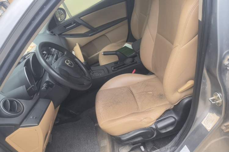 Used Mazda 3 2011 Sedan 1.6L Automatic Comfort Model Left Front Seat
