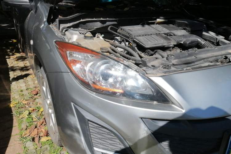 Used Mazda 3 2011 Sedan 1.6L Automatic Elite Model Right Front Headlight