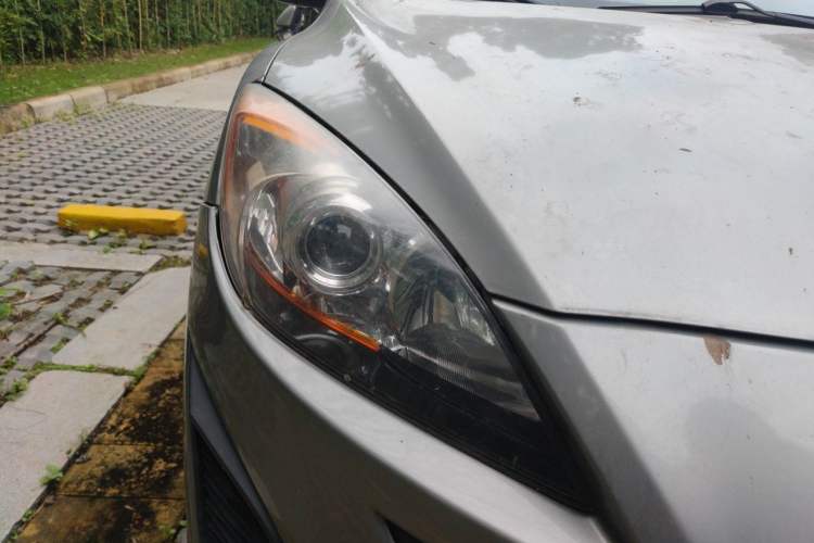 Used Mazda 3 2011 Sedan 1.6L Automatic Elite Model Right Front Headlight