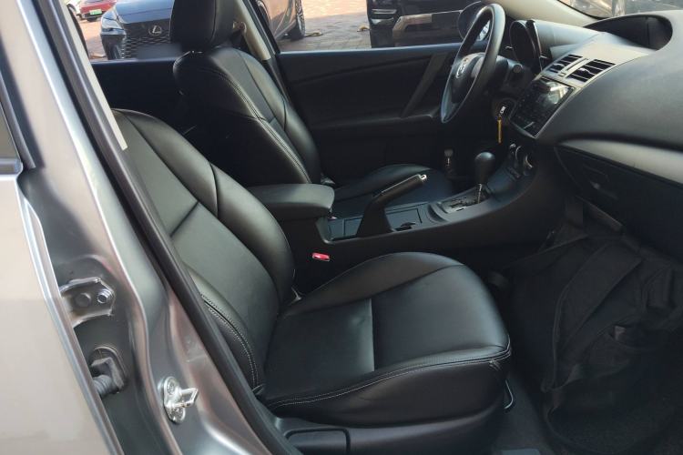 Used Mazda 3 2011 Sedan 1.6L Automatic Comfort Model Right Front Seat