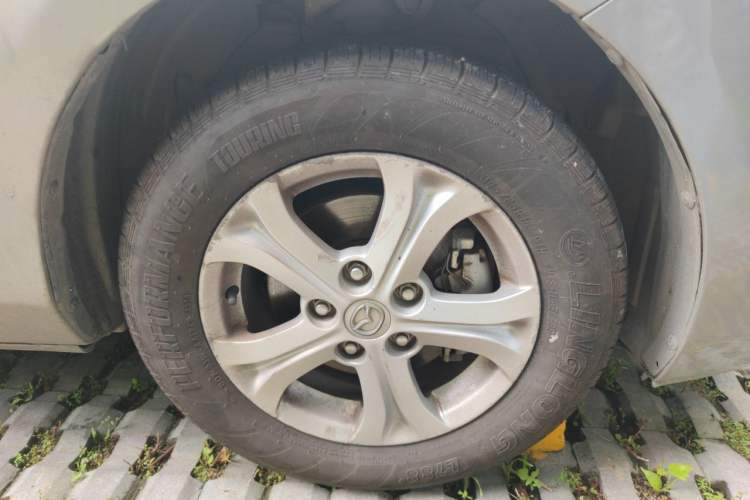 Used Mazda 3 2011 Sedan 1.6L Automatic Elite Model Right Front Wheel Hub