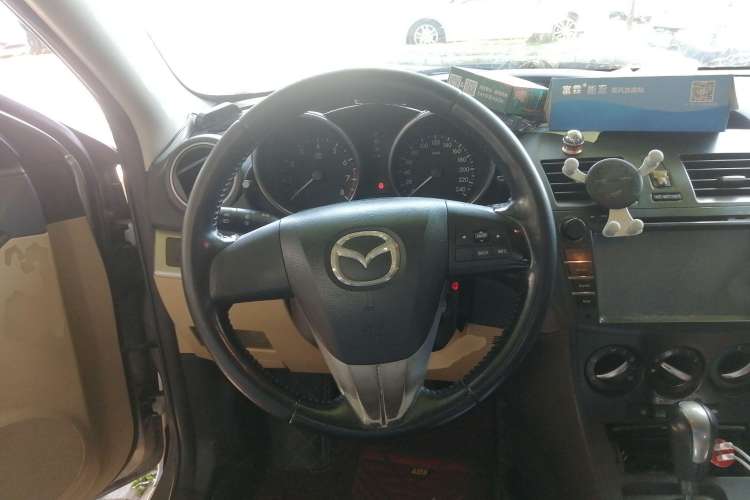Used Mazda 3 2011 Sedan 1.6L Automatic Elite Model Steering Wheel