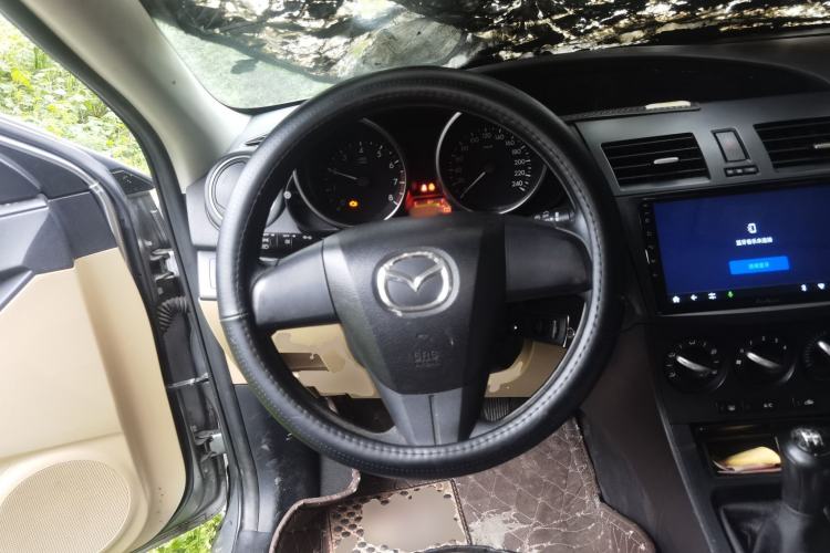 Used Mazda 3 2011 Sedan 1.6L Manual Comfort Model Steering Wheel
