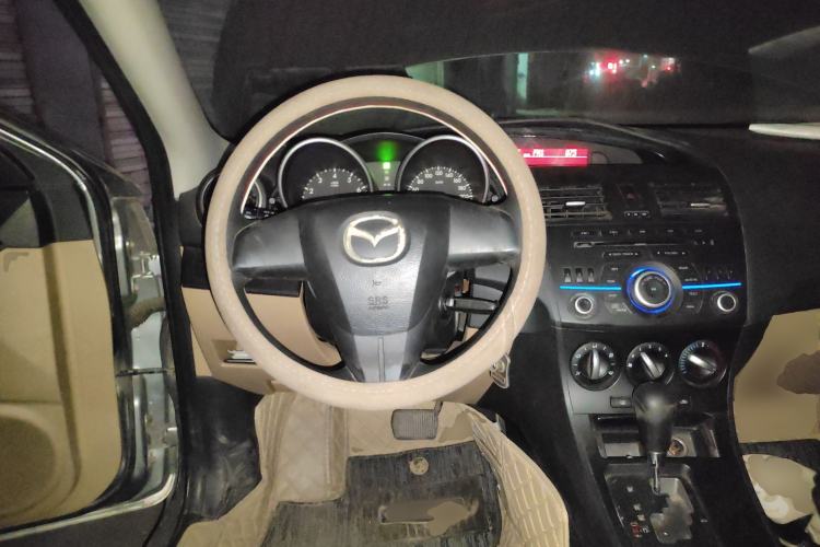 Used Mazda 3 2011 Sedan 1.6L Automatic Comfort Model Steering Wheel