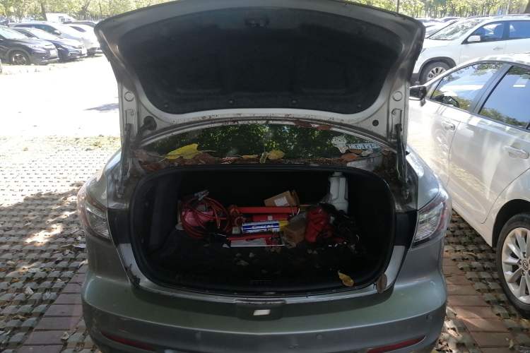 Used Mazda 3 2011 Sedan 1.6L Automatic Elite Model Trunk