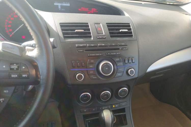 Used Mazda 3 2011 Sedan 2.0L Automatic Luxury Model Audio And AC Panel