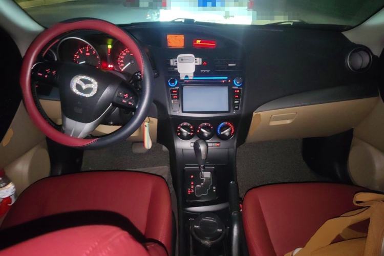 Used Mazda 3 2011 Sedan 1.6L Automatic Elite Model Center Console