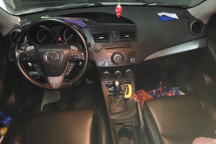 Used Mazda 3 2011 Sedan 2.0L Automatic Luxury Model Center Console