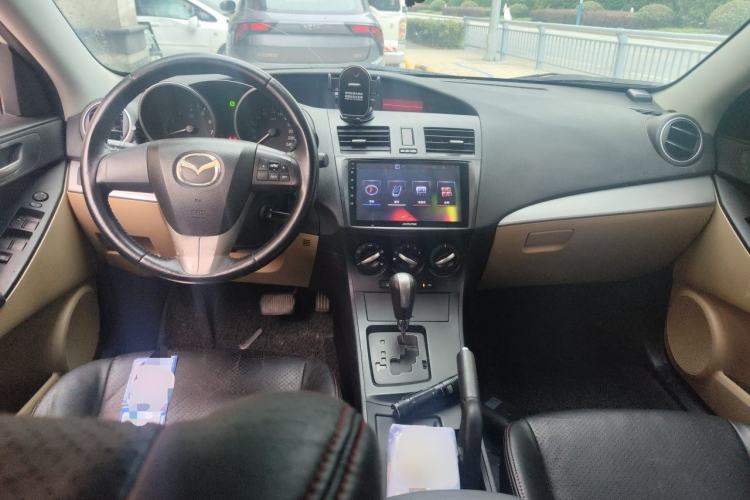 Used Mazda 3 2011 Sedan 1.6L Automatic Elite Model Center Console