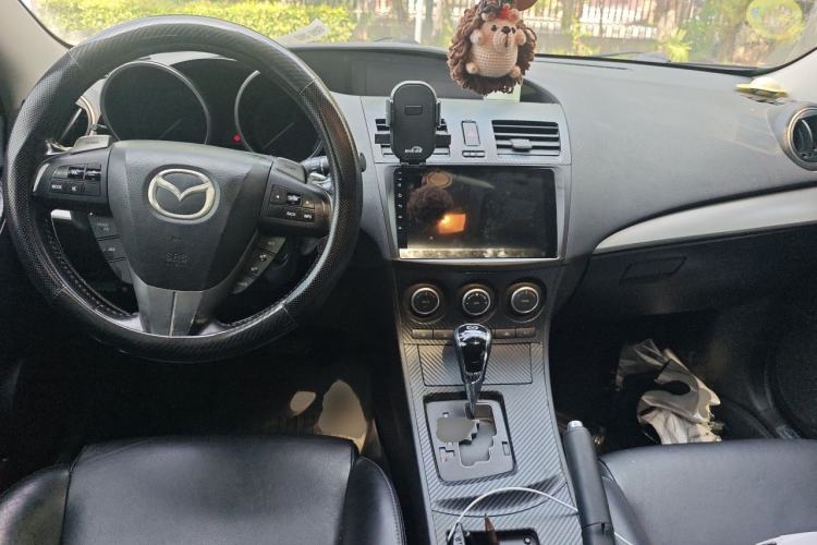 Used Mazda 3 2011 Sedan 2.0L Automatic Luxury Model Center Console