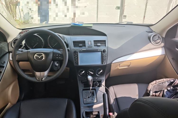 Used Mazda 3 2011 Sedan 1.6L Automatic Elite Model Center Console