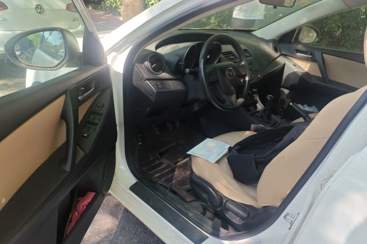Used Mazda 3 2011 Sedan 1.6L Manual Comfort Model Driver Seat