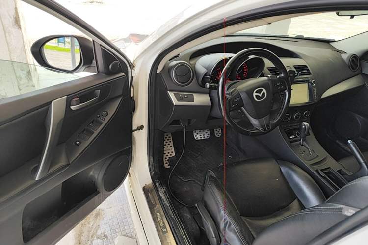 Used Mazda 3 2011 Sedan 2.0L Automatic Luxury Model Driver Seat