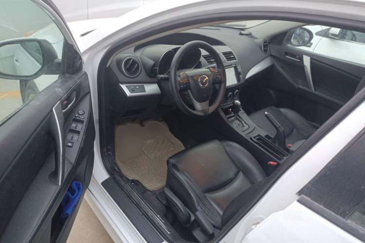Used Mazda 3 2011 Sedan 2.0L Automatic Luxury Model Driver Seat