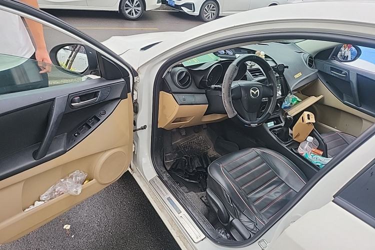 Used Mazda 3 2011 Sedan 1.6L Manual Comfort Model Driver Seat