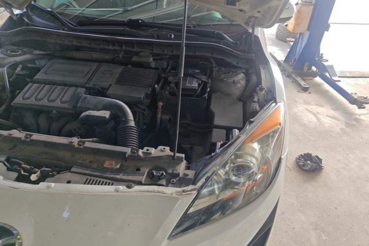 Used Mazda 3 2011 Sedan 1.6L Automatic Elite Model Engine Bay Left
