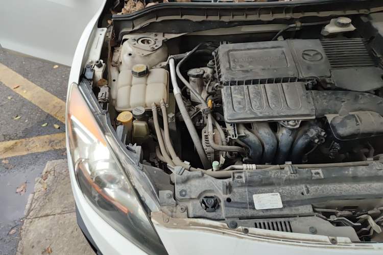 Used Mazda 3 2011 Sedan 1.6L Automatic Comfort Model Engine Bay Right