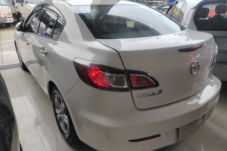 Used Mazda 3 2011 Sedan 1.6L Automatic Comfort Model Exterior 2