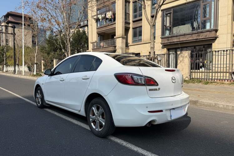Used Mazda 3 2011 Sedan 1.6L Automatic Comfort Model Exterior 4