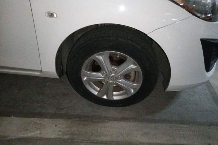 Used Mazda 3 2011 Sedan 1.6L Automatic Comfort Model Exterior 7