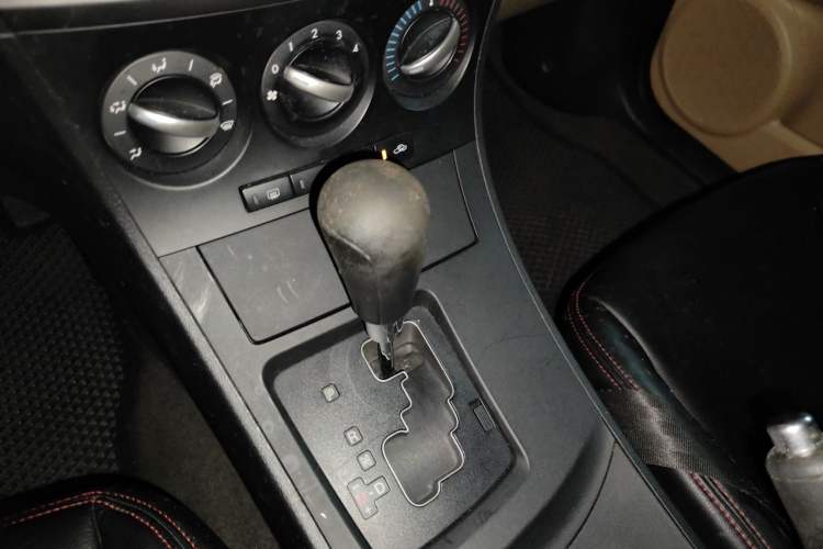 Used Mazda 3 2011 Sedan 1.6L Automatic Comfort Model Gear Lever